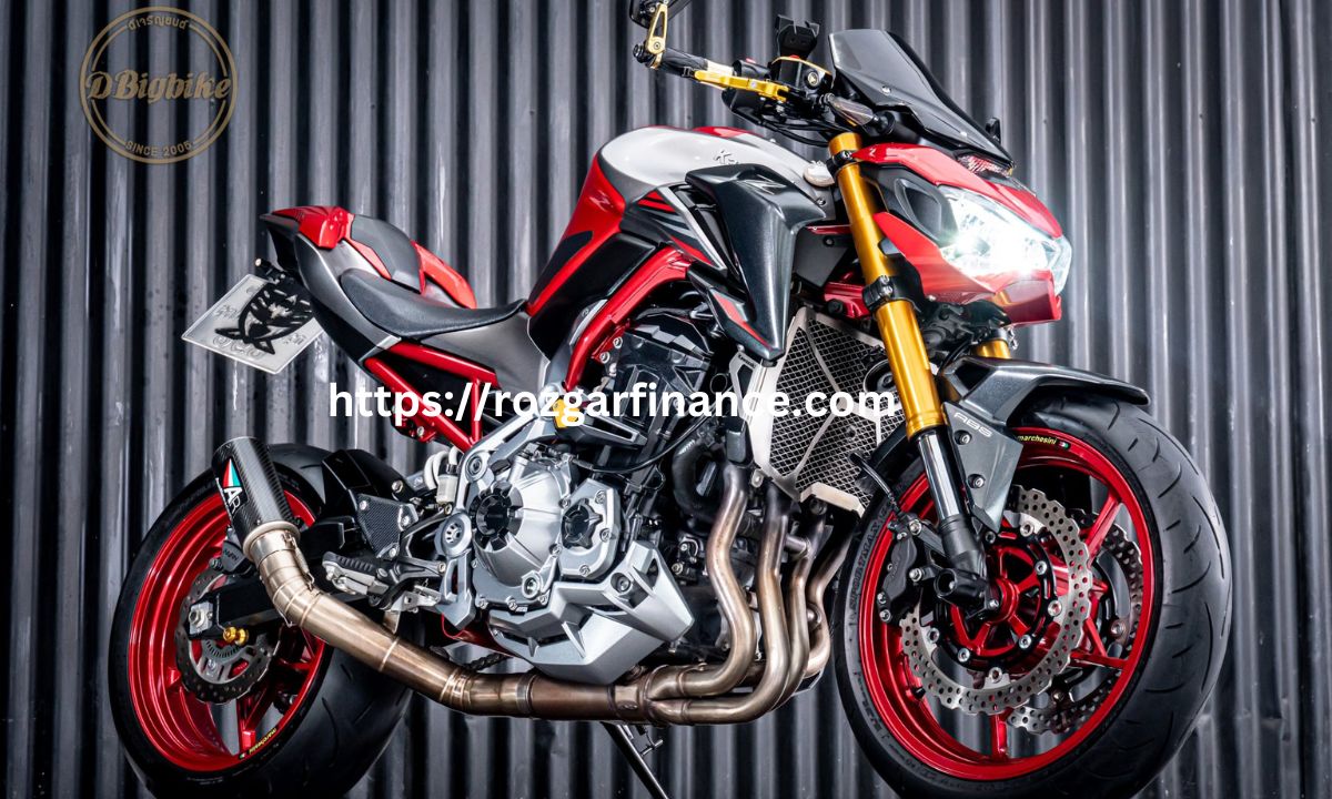 Kawasaki Z900 (2025) (1)